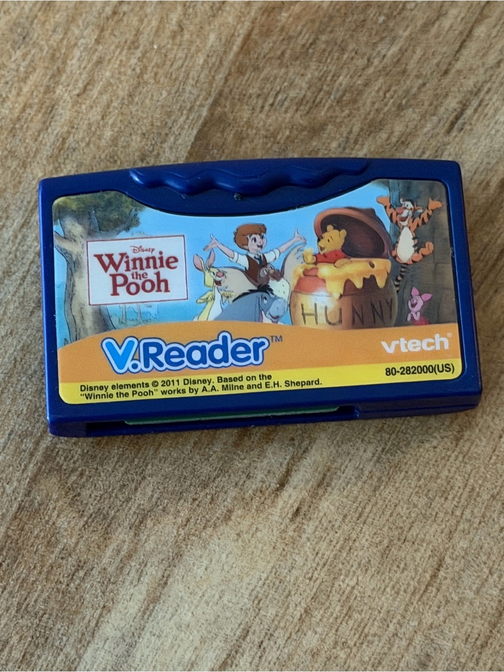 VTech Winnie the Pooh Video Game Cartridge 2011 VReader Toddler Kids